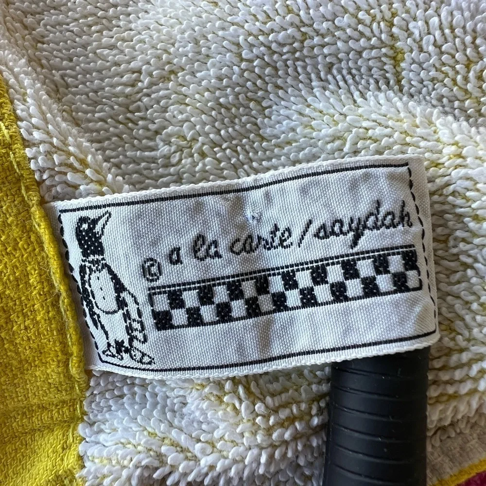 VTG 90s Seaside Zoo Checkered Beach Towel A La Carte Saydah Surf Penguin Zebra